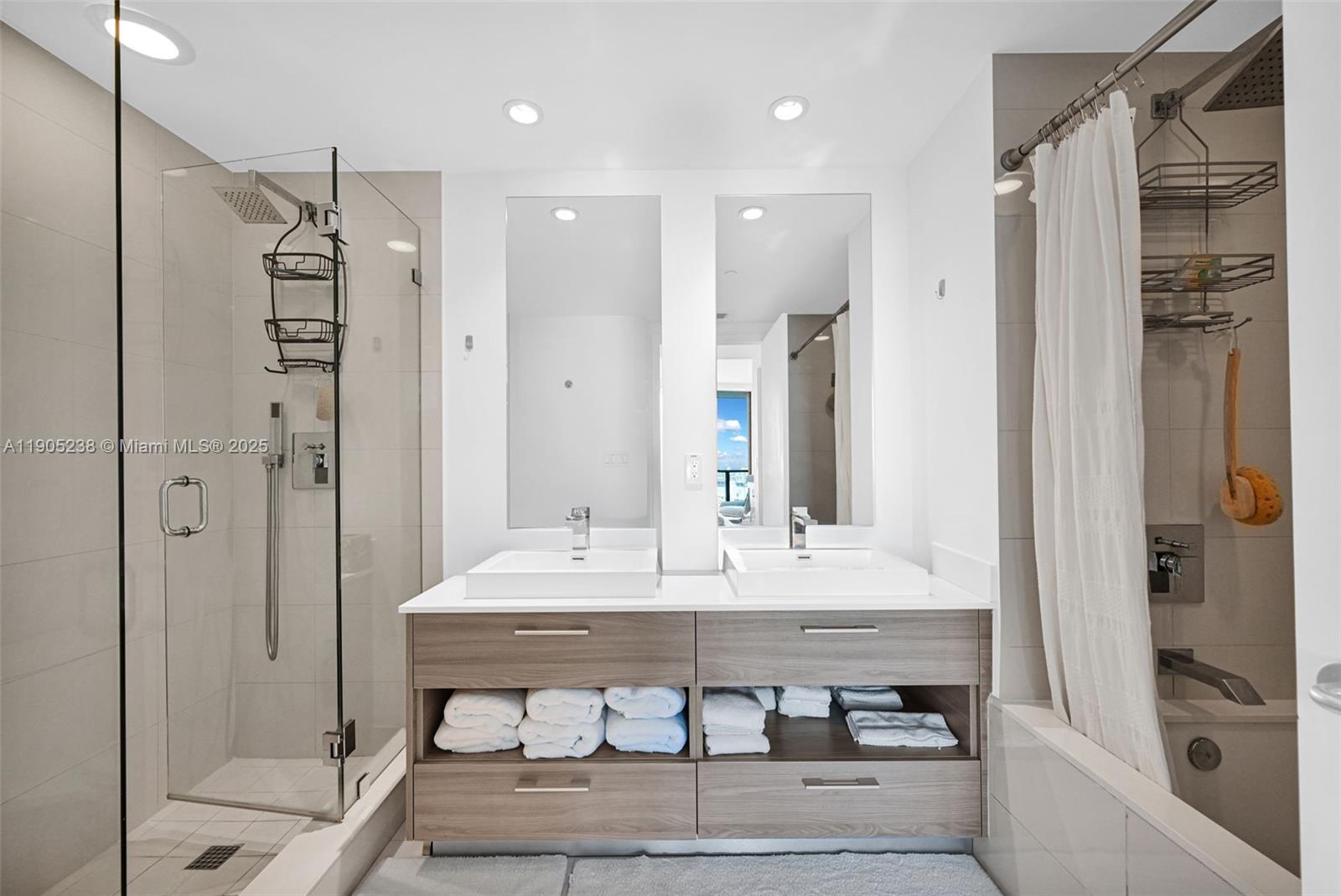 image Sls Brickell24