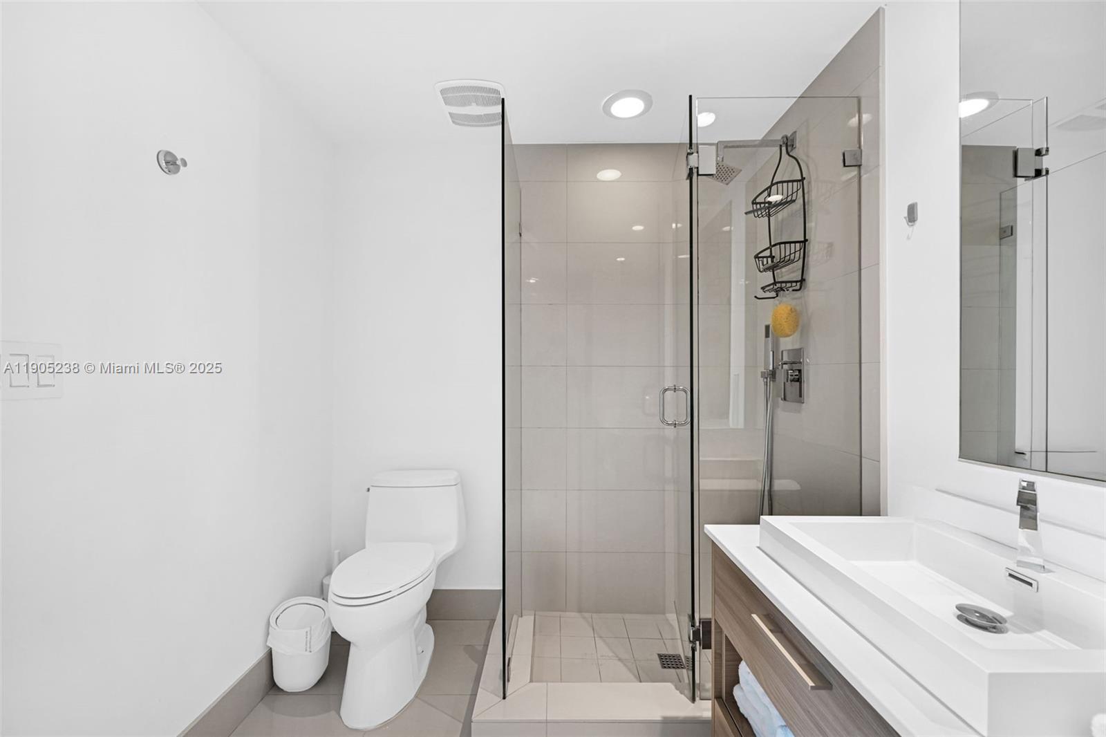 image Sls Brickell25