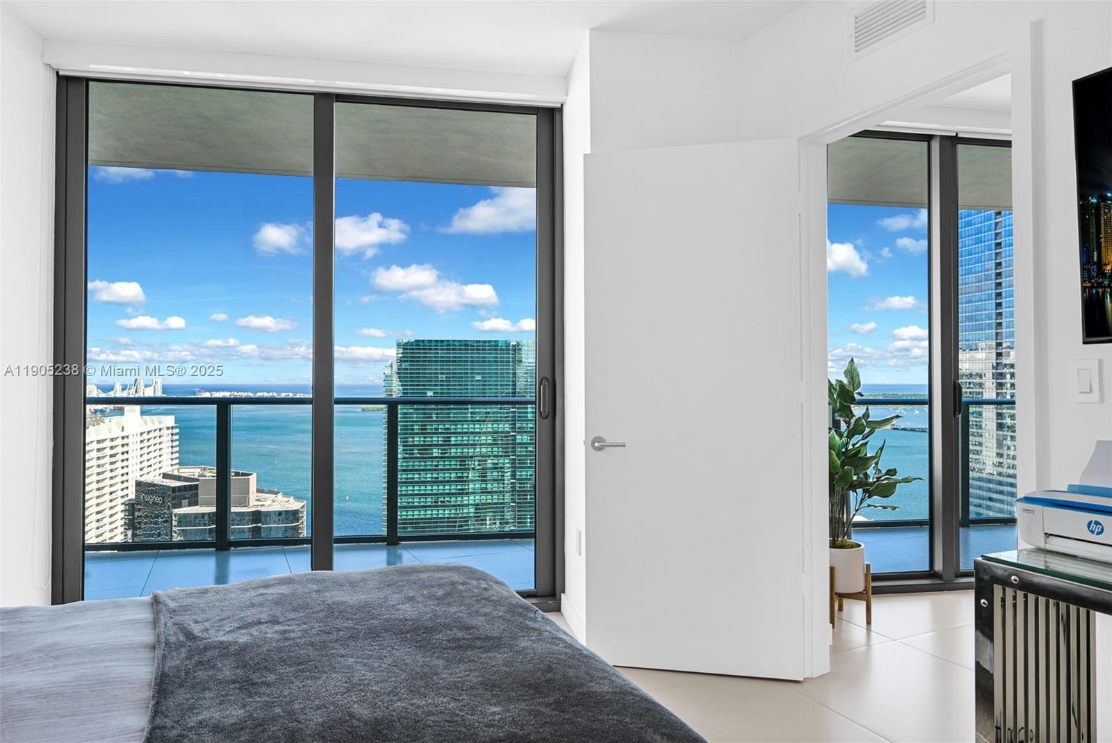 image Sls Brickell29