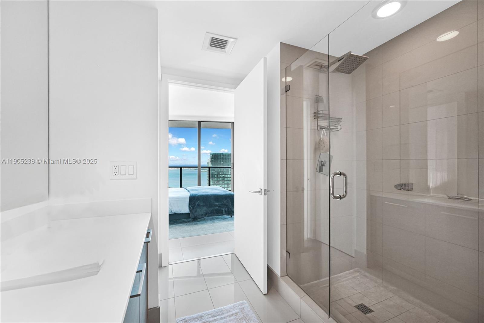 image Sls Brickell35