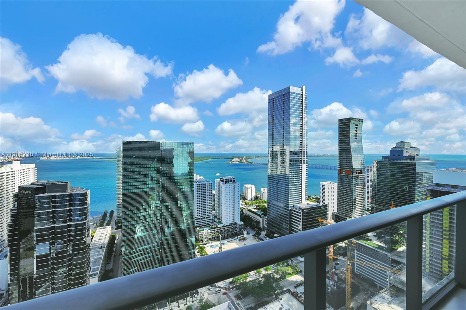 image Sls Brickell41