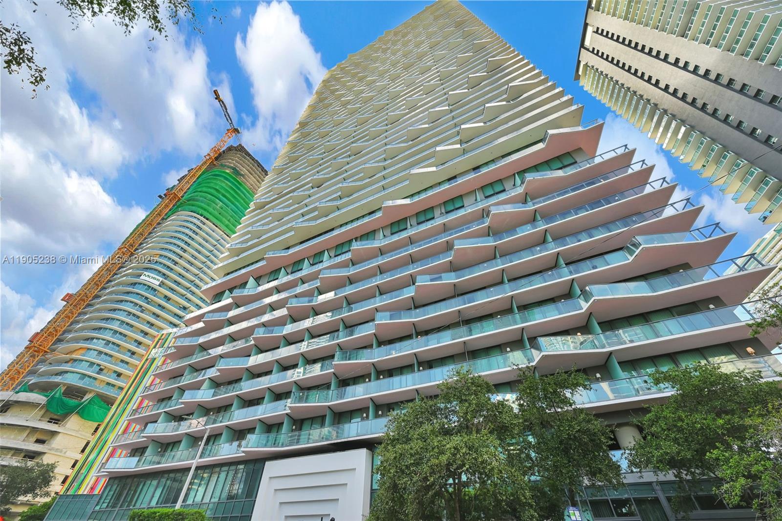 image Sls Brickell45