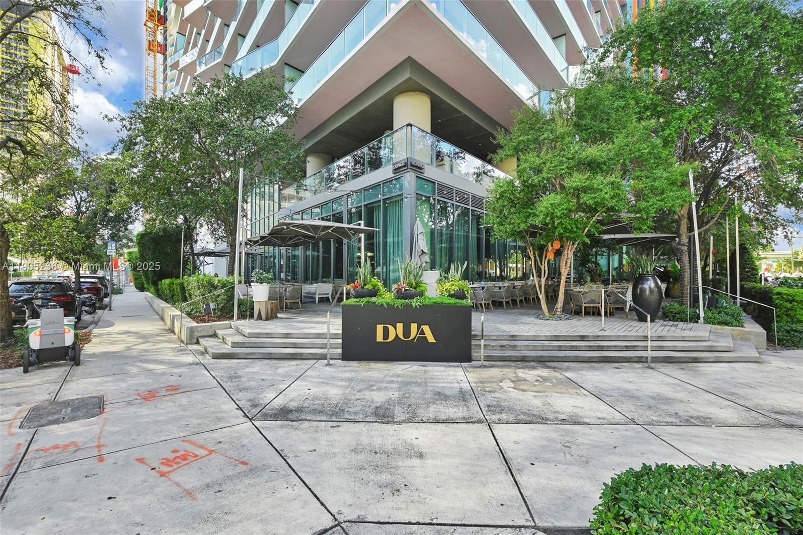 image Sls Brickell47