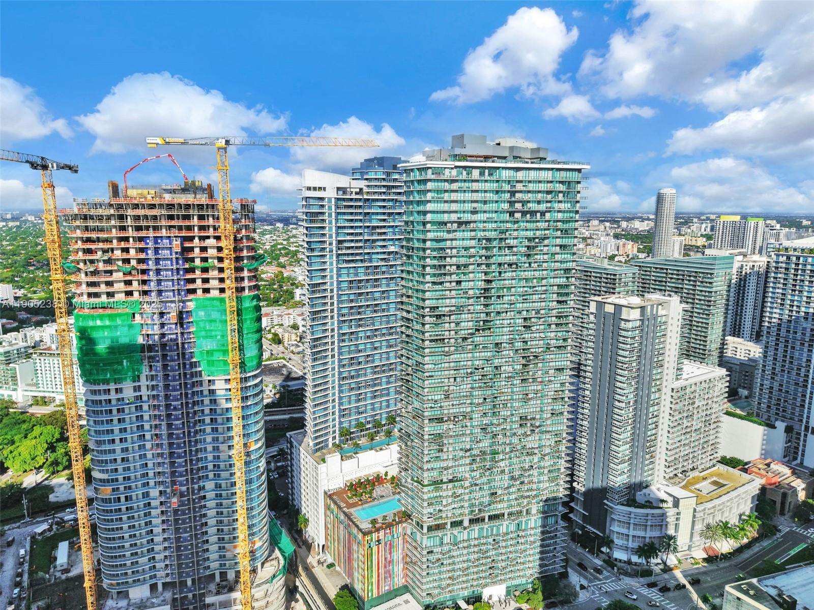 image Sls Brickell61