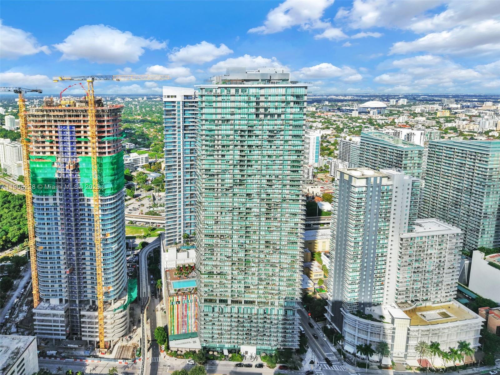 image Sls Brickell63