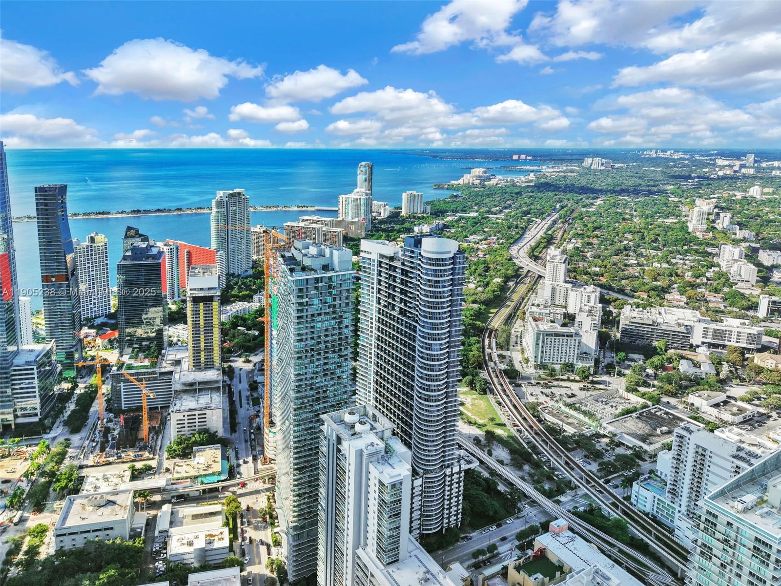 image Sls Brickell65