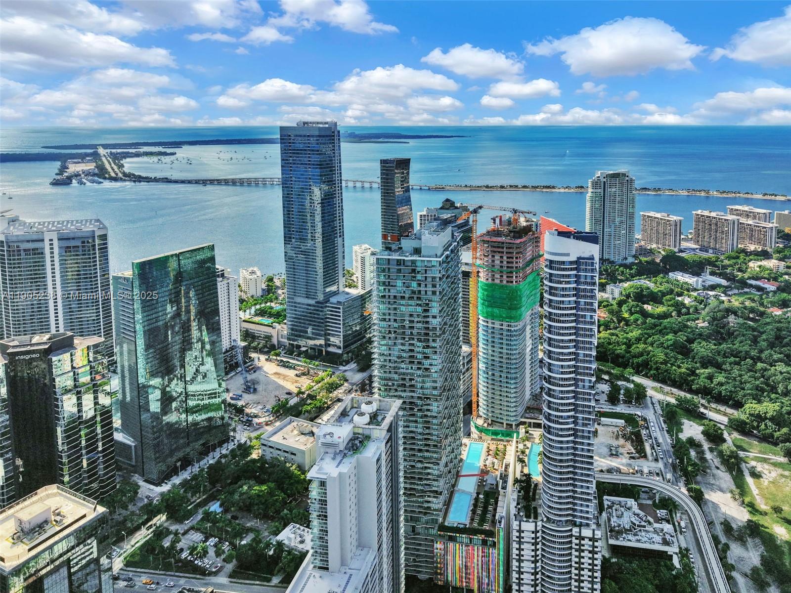 image Sls Brickell66