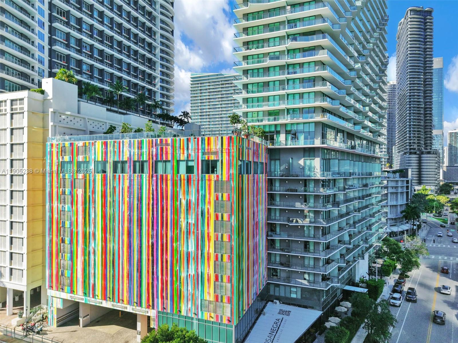 image Sls Brickell68