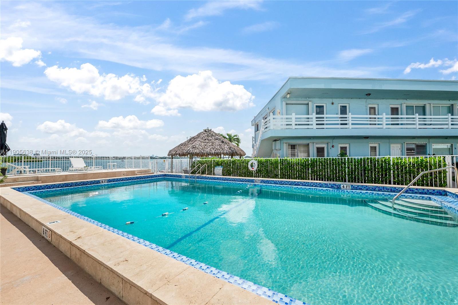 2700 NE 135th St #48