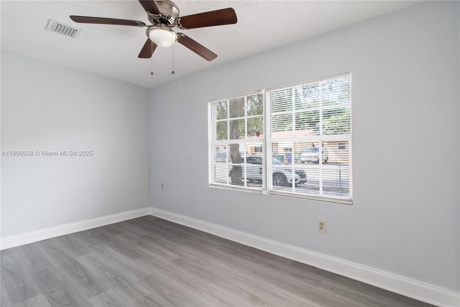 5519 NW 4th Ave Miami, FL 33127