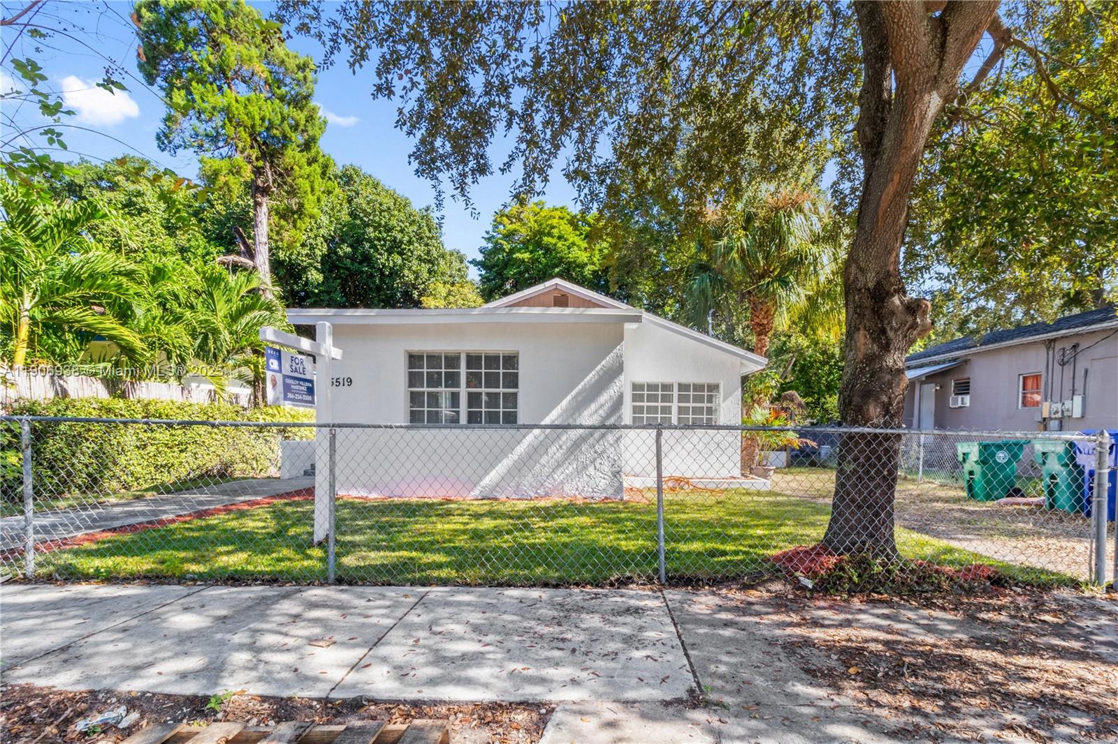 5519 NW 4th Ave Miami, FL 33127