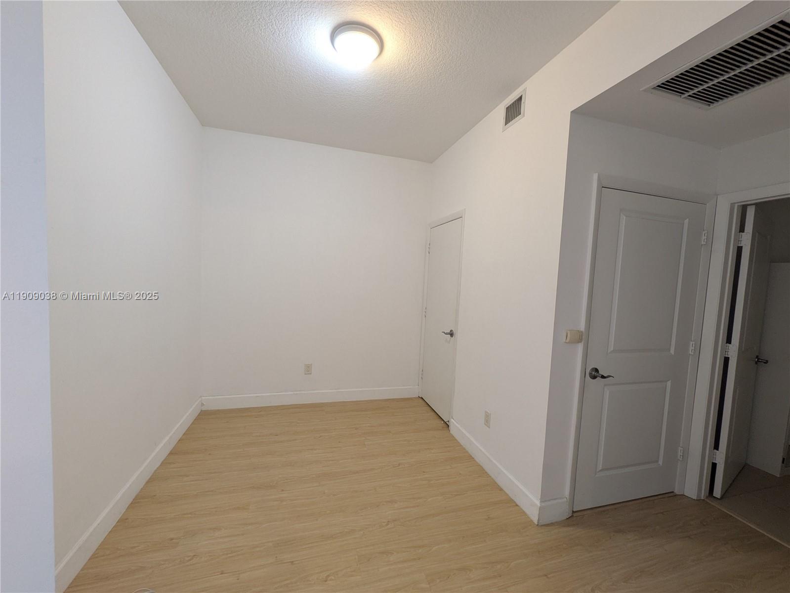 image Ocean Marine Yacht Club7