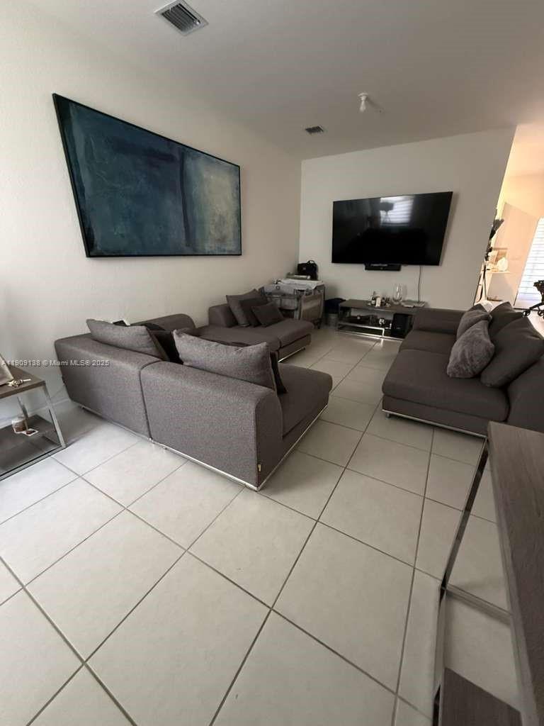 15929 SW 2nd Pl Pembroke Pines, FL 33027