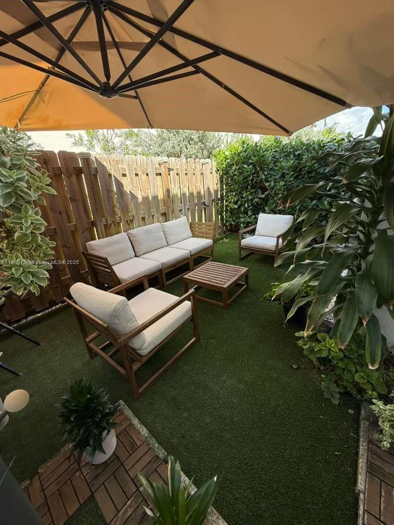 15929 SW 2nd Pl Pembroke Pines, FL 33027