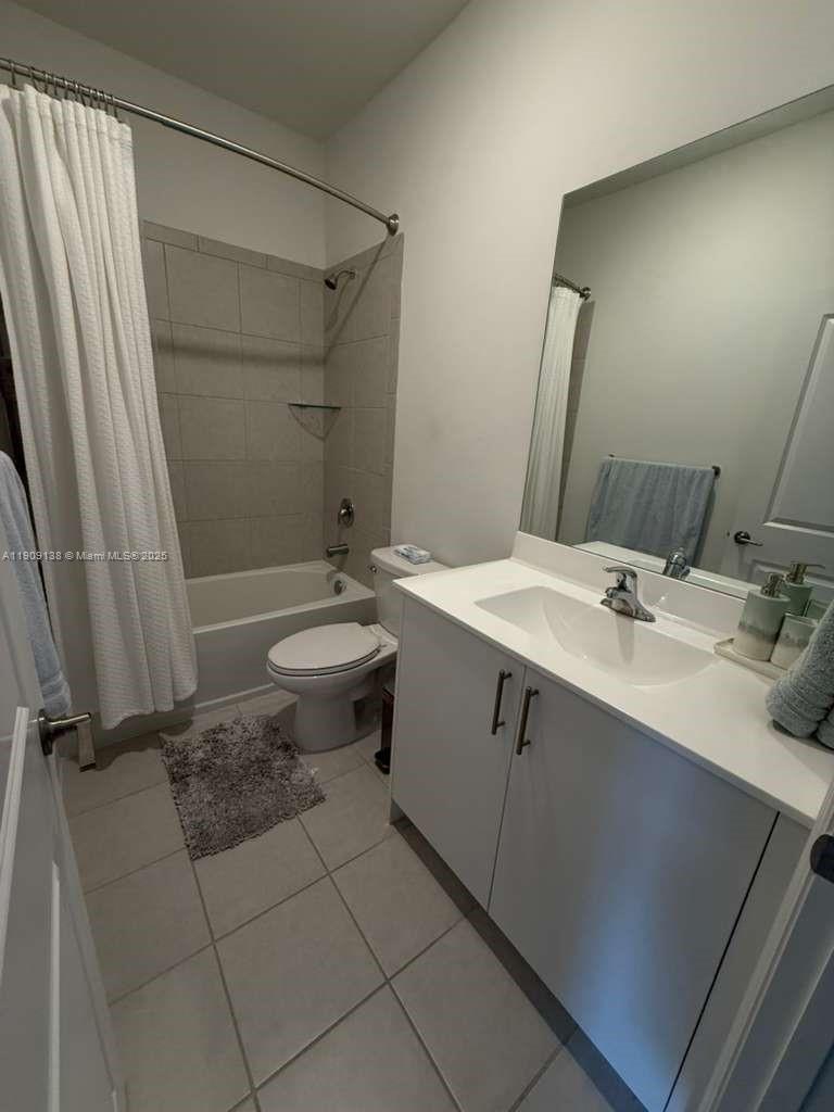 15929 SW 2nd Pl Pembroke Pines, FL 33027