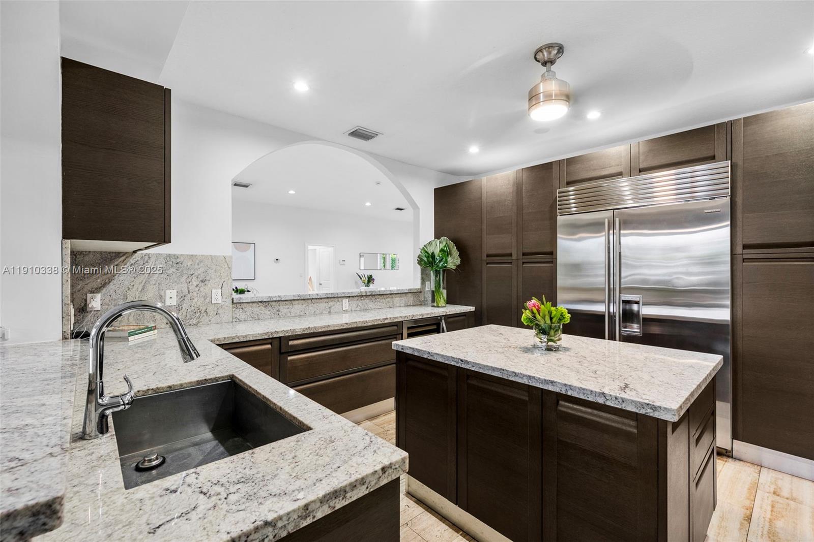 6300 Allison Rd Miami Beach, FL 33141