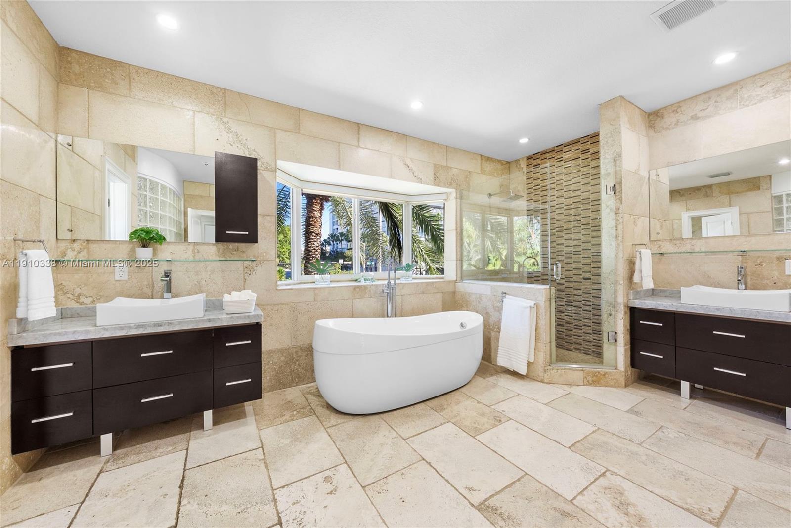 6300 Allison Rd Miami Beach, FL 33141