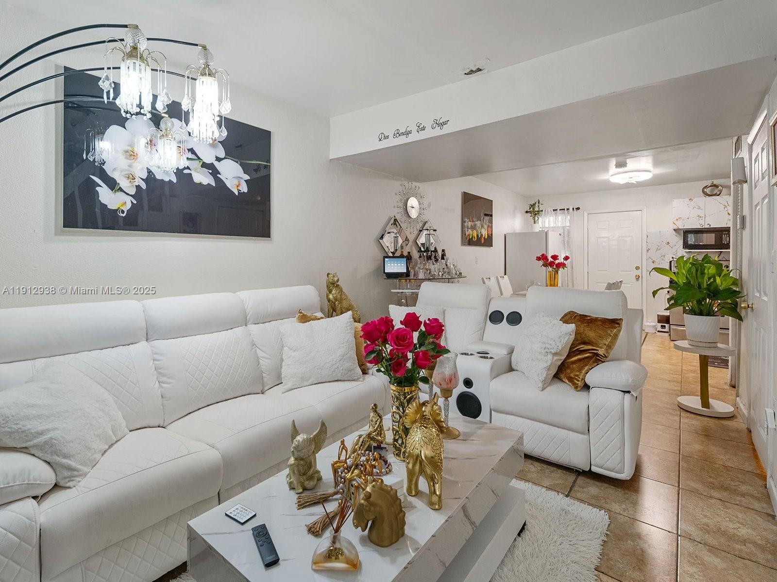 4470 NW 9th St #3 Miami, FL 33126