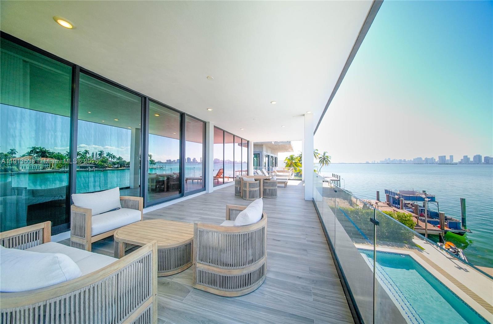 7520 W Treasure Dr North Bay Village, FL 33141