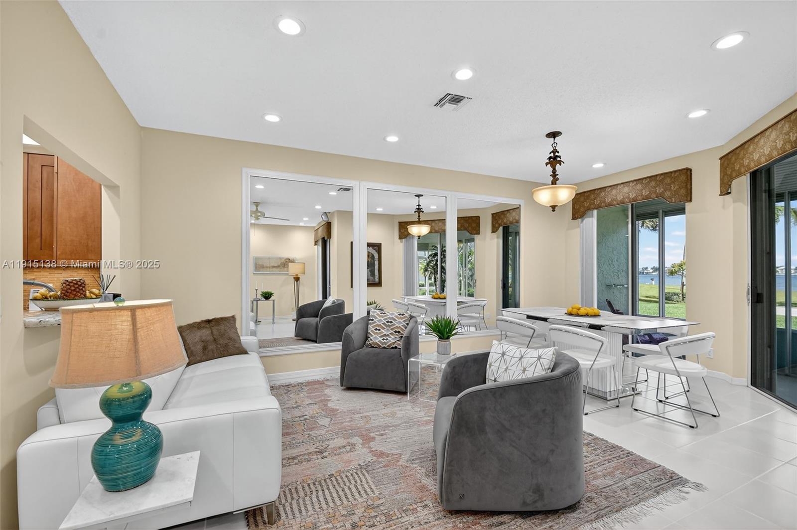 38 S Lakeshore Dr Hypoluxo, FL 33462