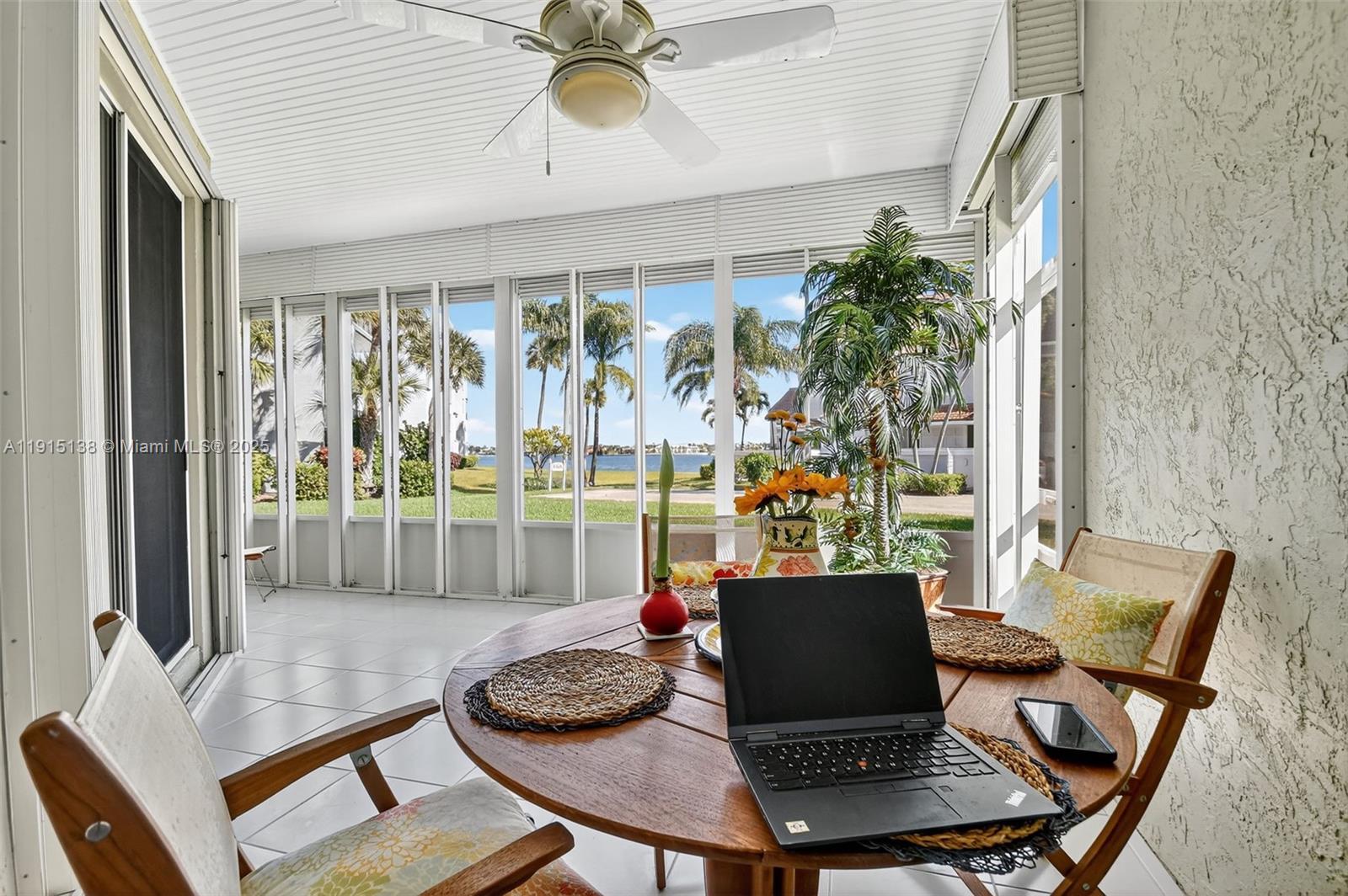 38 S Lakeshore Dr Hypoluxo, FL 33462