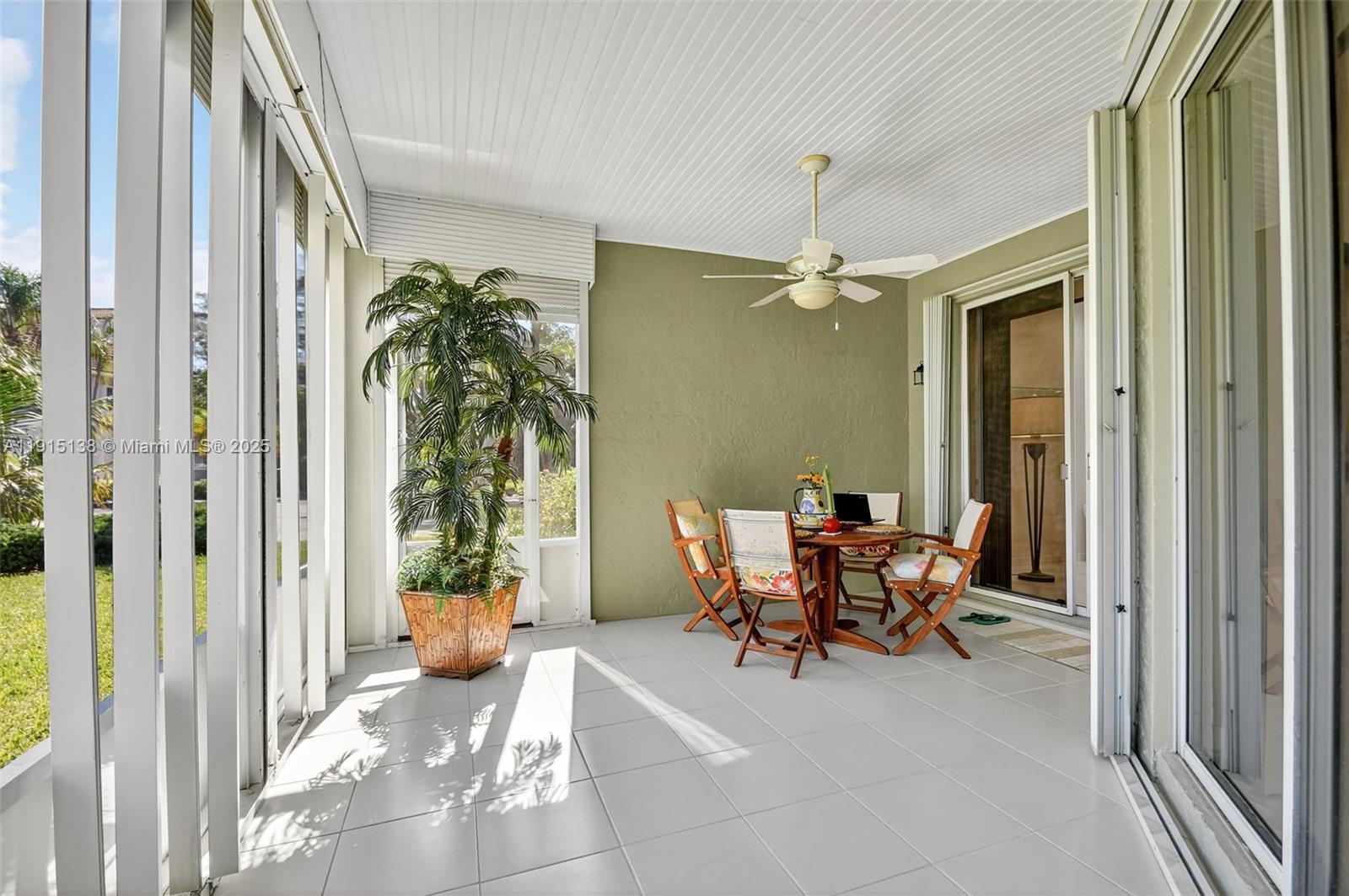 38 S Lakeshore Dr Hypoluxo, FL 33462