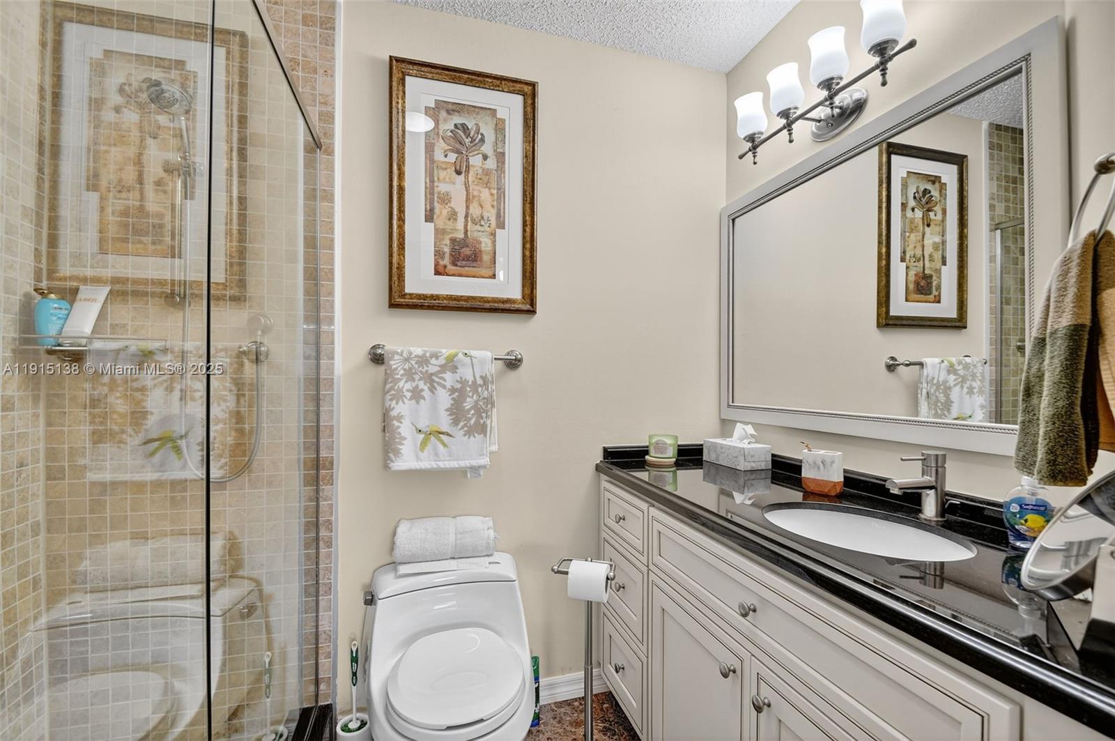 38 S Lakeshore Dr Hypoluxo, FL 33462