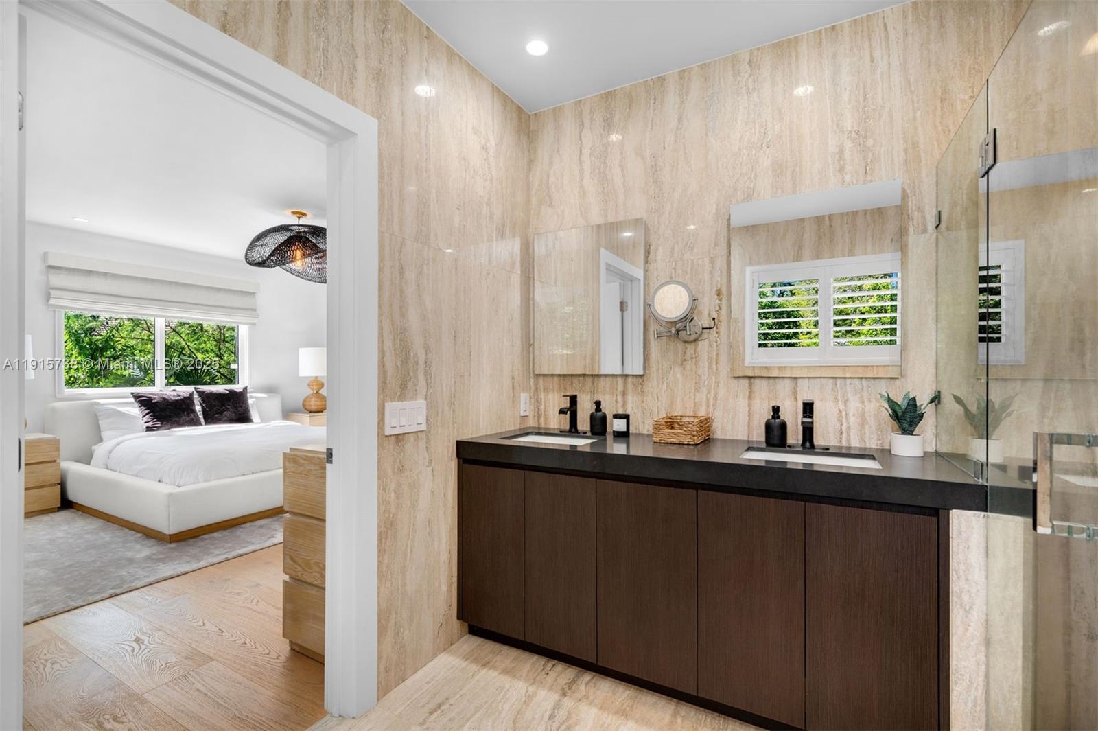 12050 Moss Rnch Rd Pinecrest, FL 33156