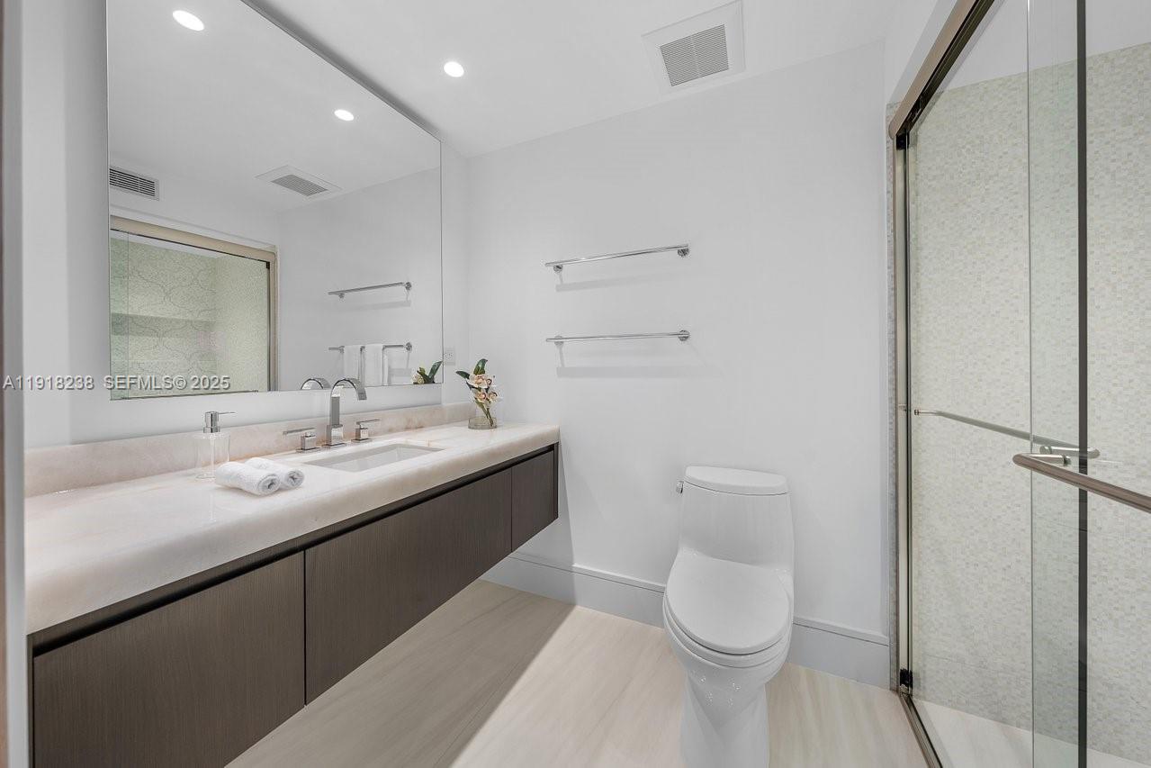 1107 Hillsboro Mile Hillsboro Beach, FL 33062