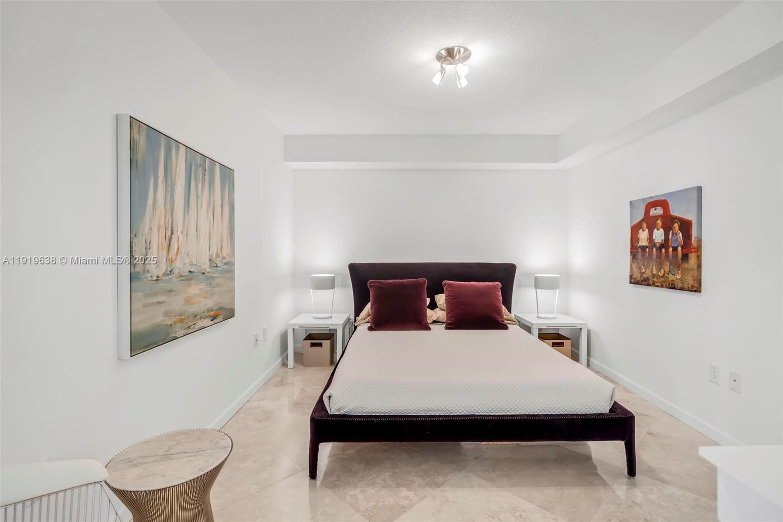 7600 Collins Ave #1012 Miami Beach, FL 33141