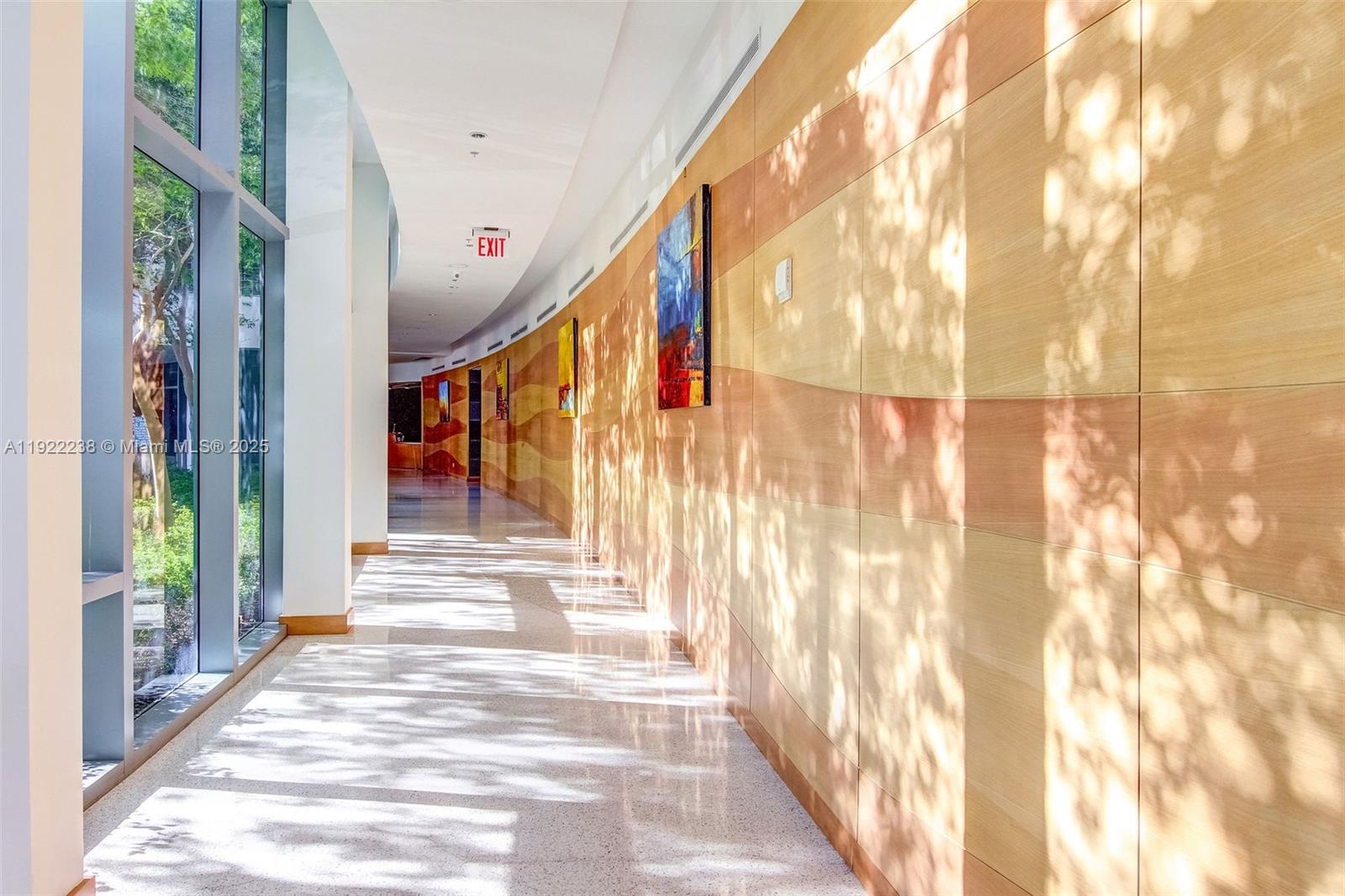 image Blue on the Bay24