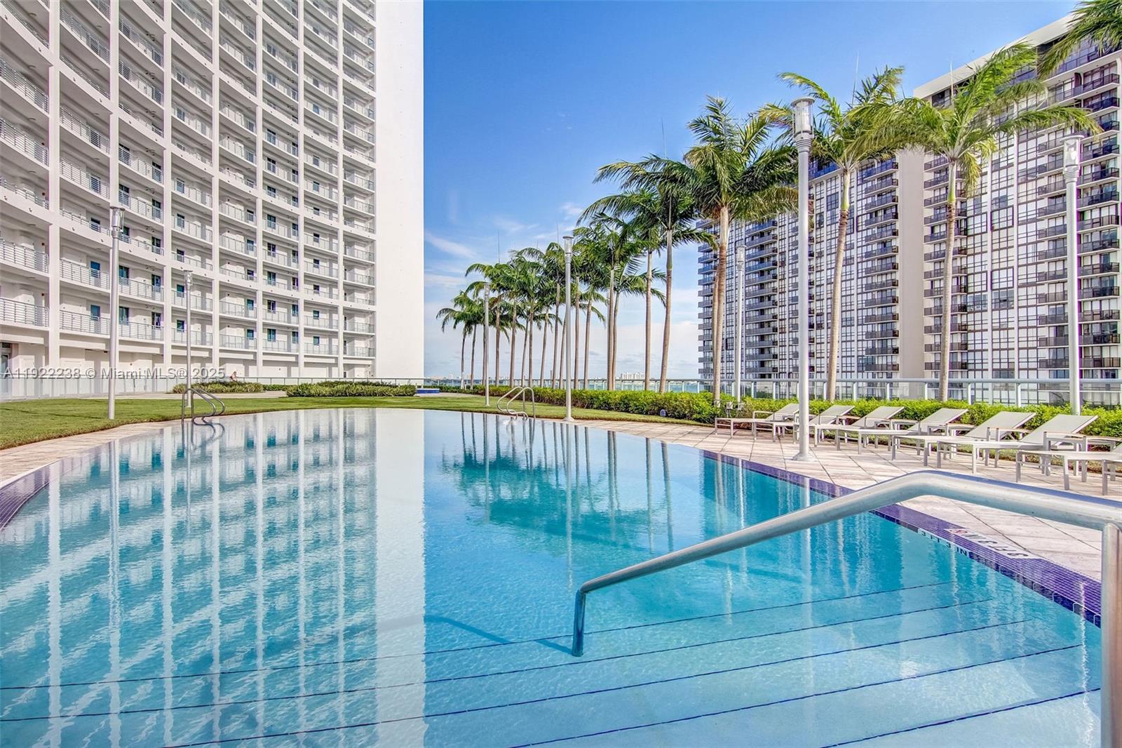 image Blue on the Bay26