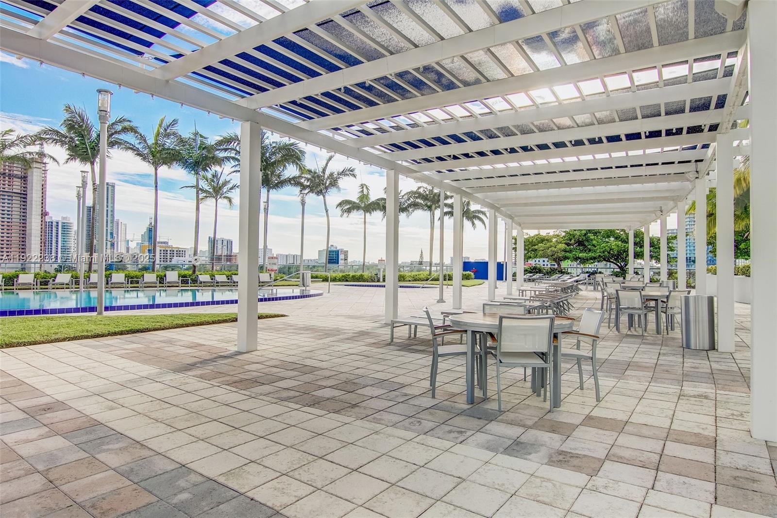 image Blue on the Bay29