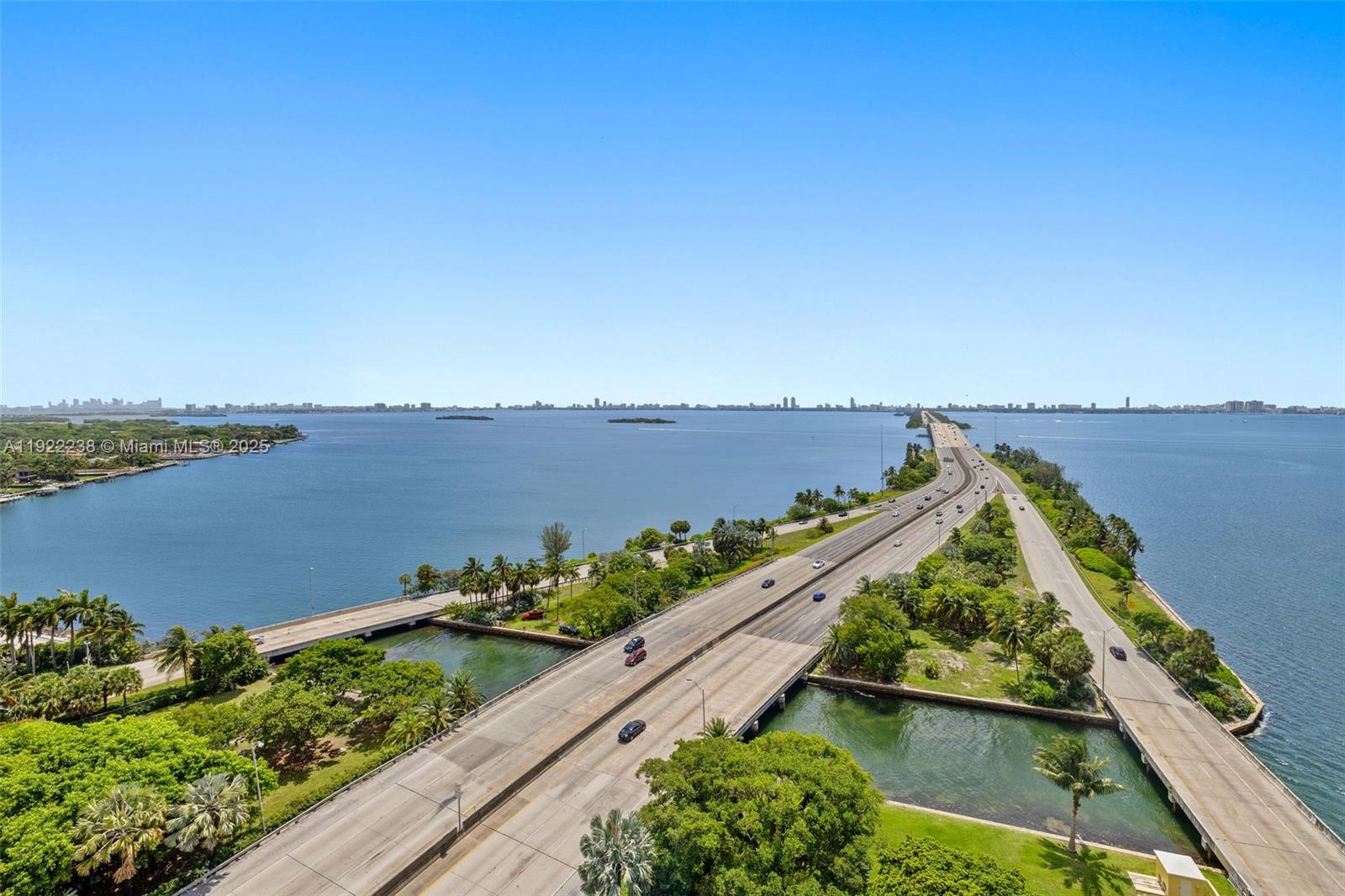 image Blue on the Bay6