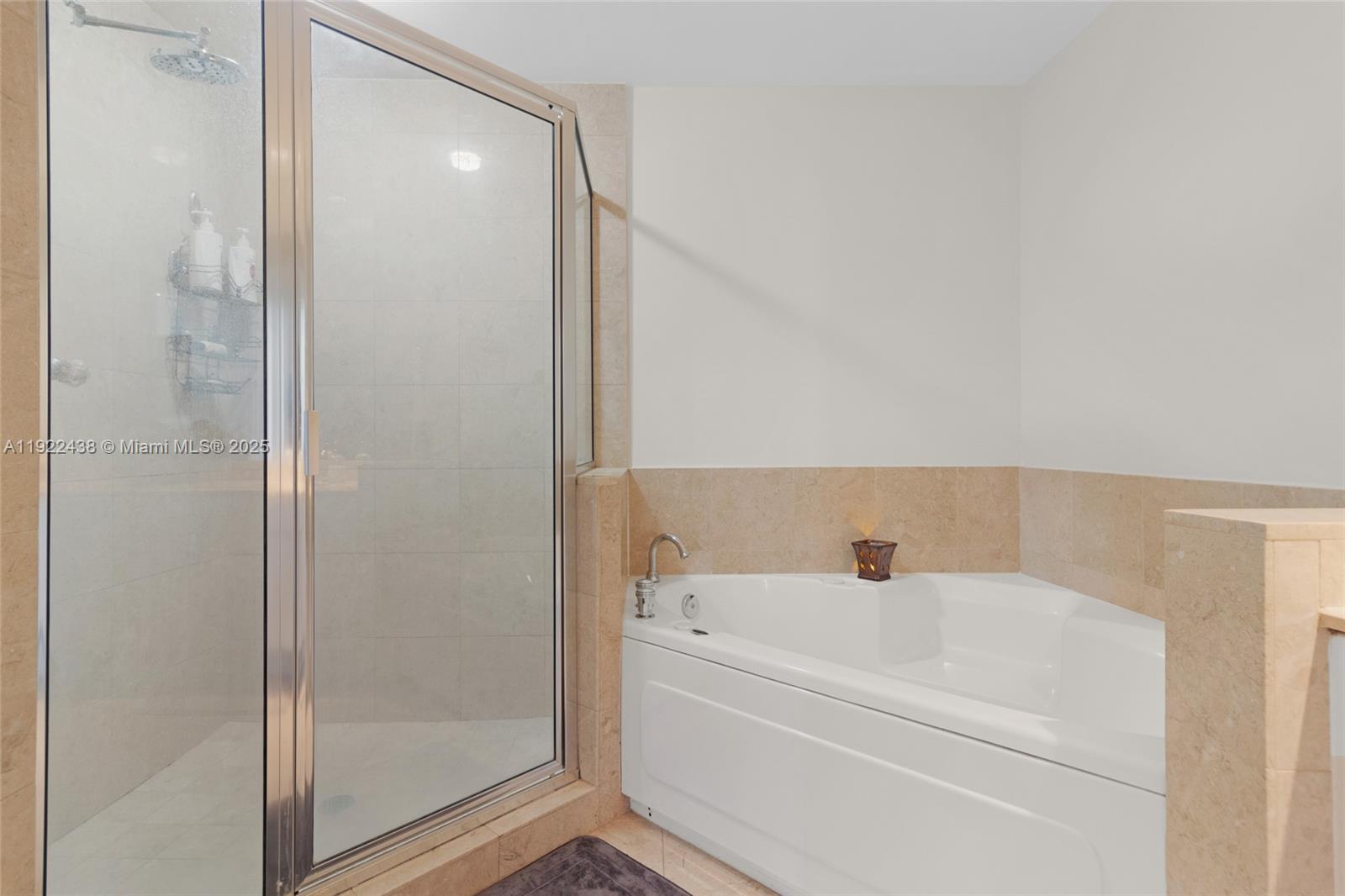 848 Brickell Key Dr #3905 Miami, FL 33131