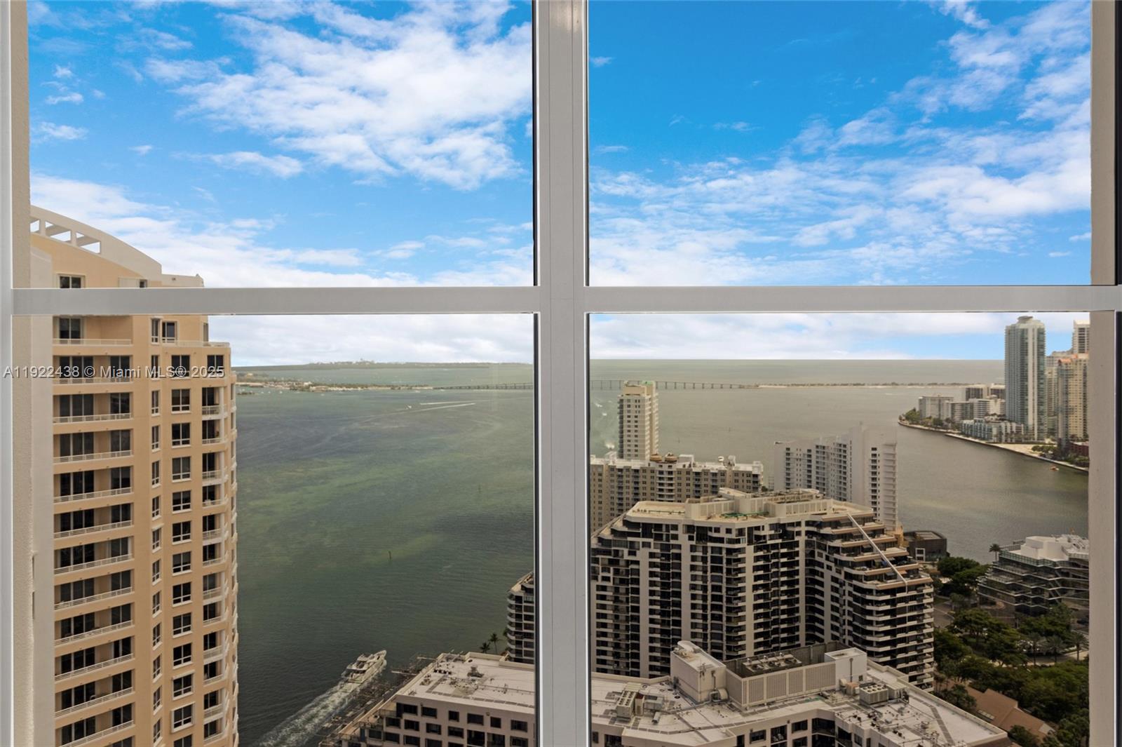 848 Brickell Key Dr #3905 Miami, FL 33131