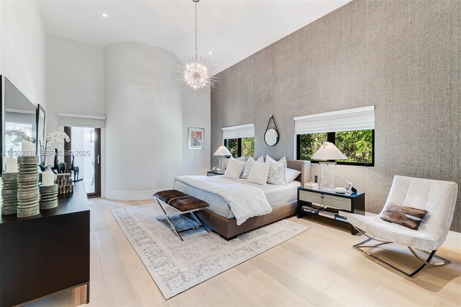 555 Arvida Pkwy Coral Gables, FL 33156