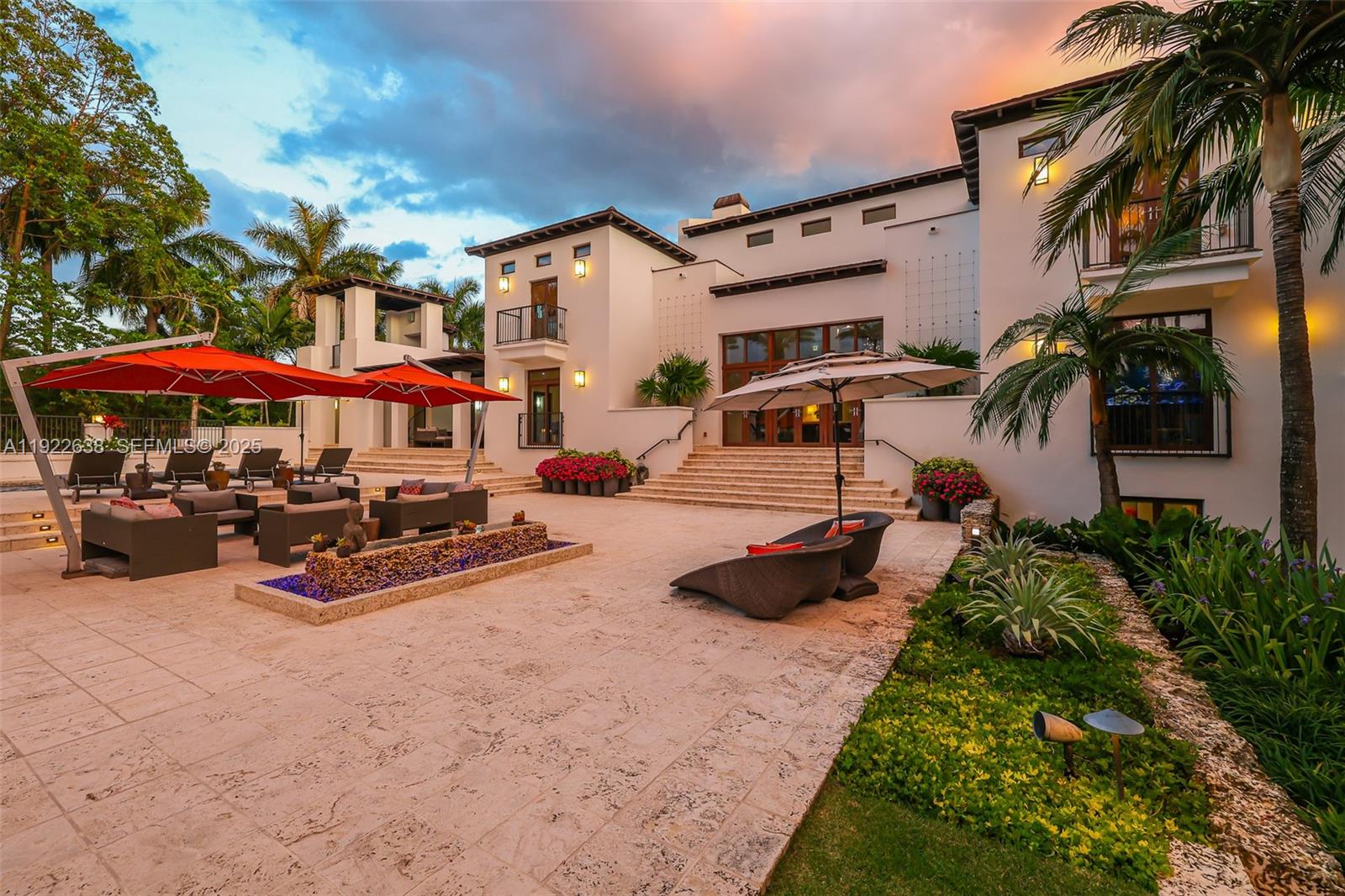 555 Arvida Pkwy Coral Gables, FL 33156