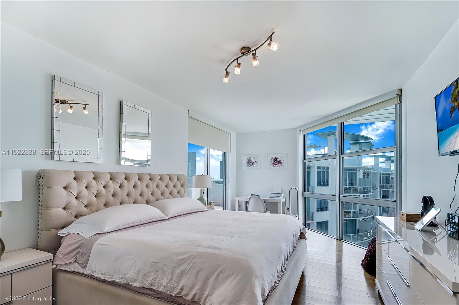 3131 NE 188th St #PH1-1210 Aventura, FL 33180