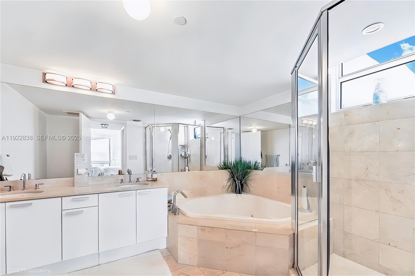 3131 NE 188th St #PH1-1210 Aventura, FL 33180