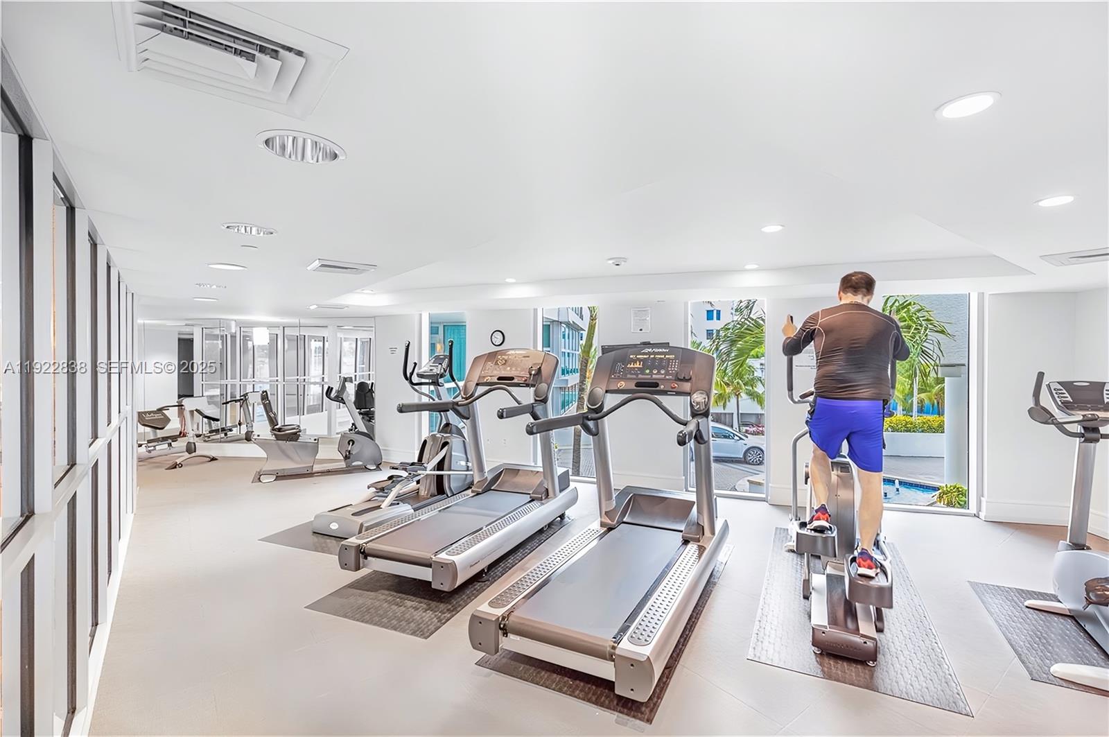 3131 NE 188th St #PH1-1210 Aventura, FL 33180