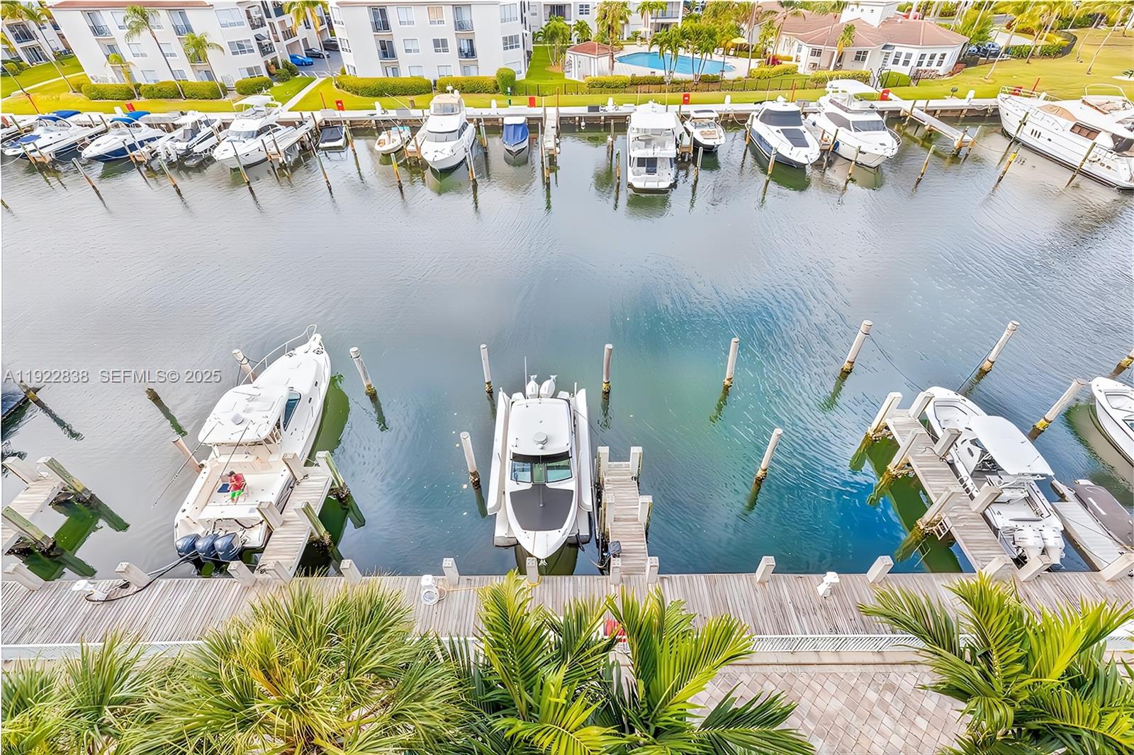 3131 NE 188th St #PH1-1210 Aventura, FL 33180