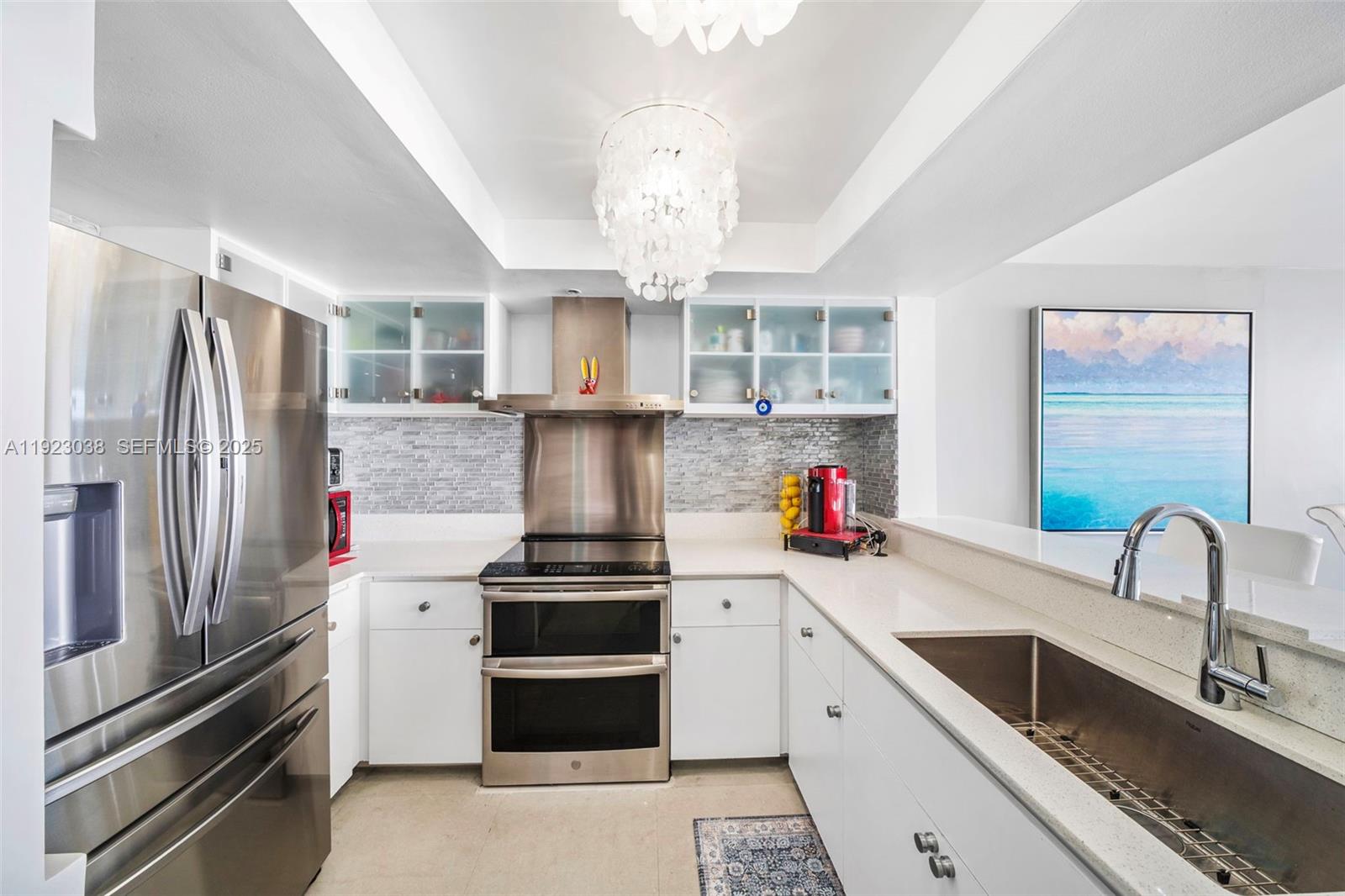 400 S Pointe Dr #2208 Miami Beach, FL 33139