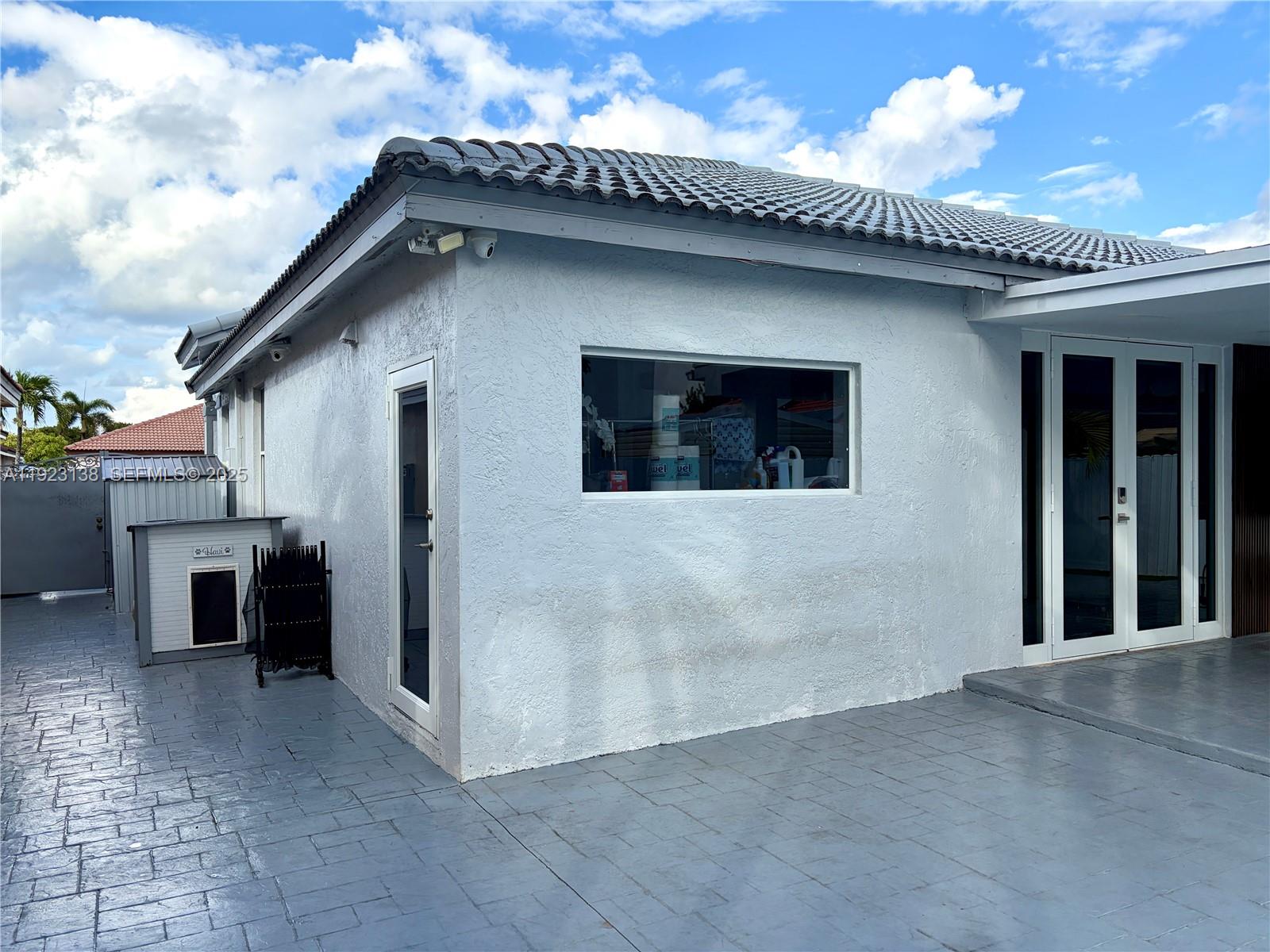 7952 NW 198th St Hialeah, FL 33015