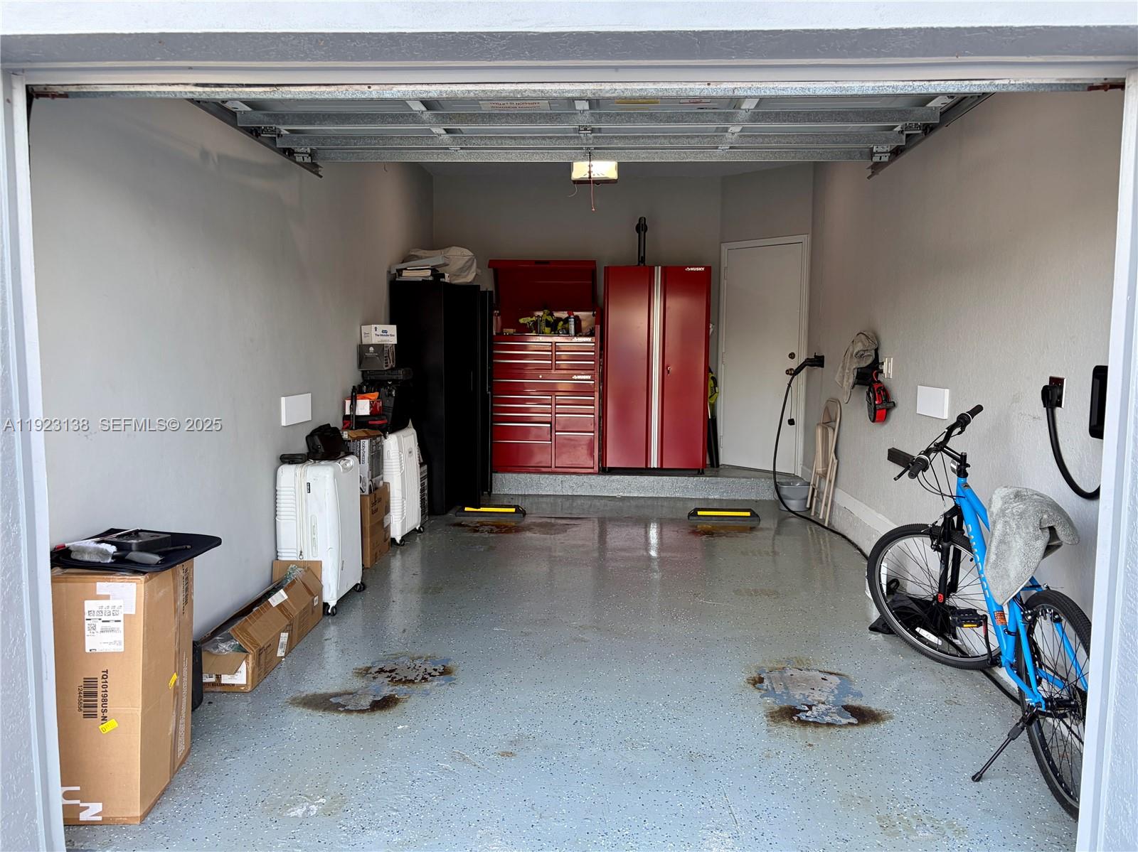 7952 NW 198th St Hialeah, FL 33015