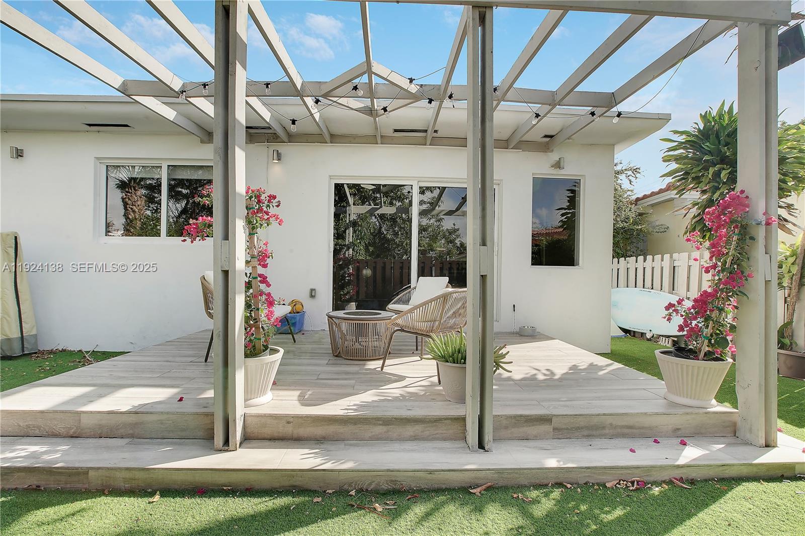 9008 Dickens Ave Surfside, FL 33154