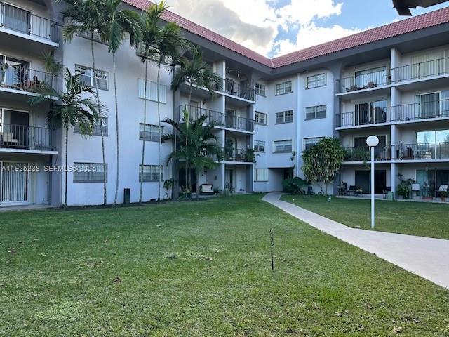 8101 SW 72nd Ave #312W Miami, FL 33143