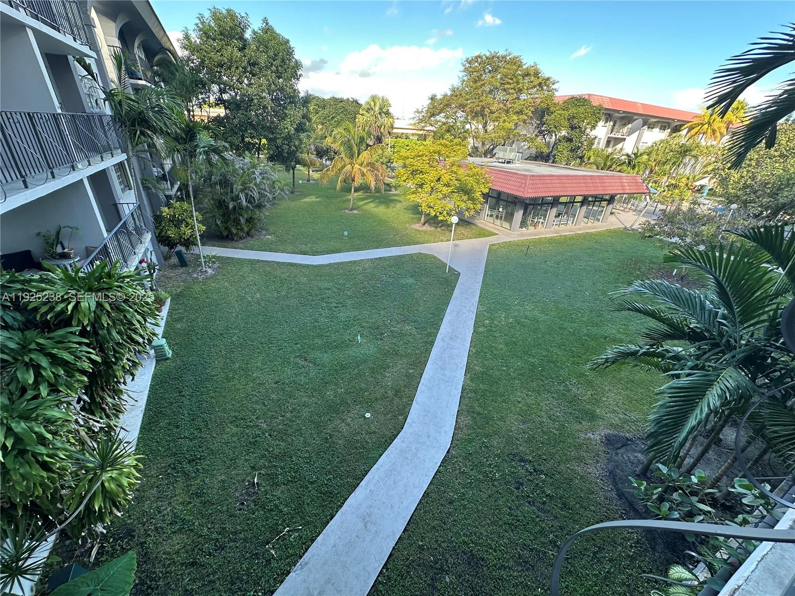 8101 SW 72nd Ave #312W Miami, FL 33143