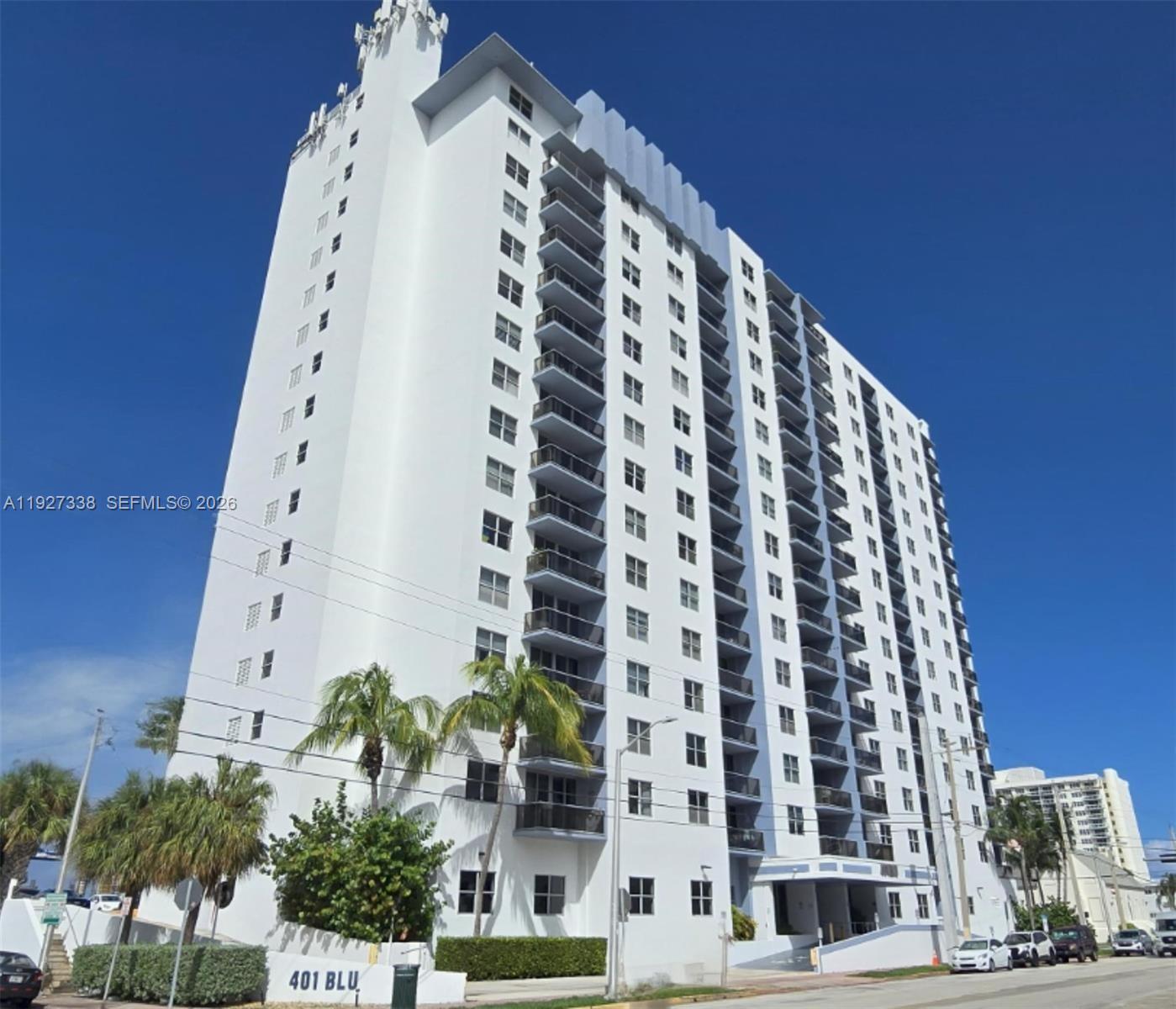 401 69th St #613 Miami Beach, FL 33141