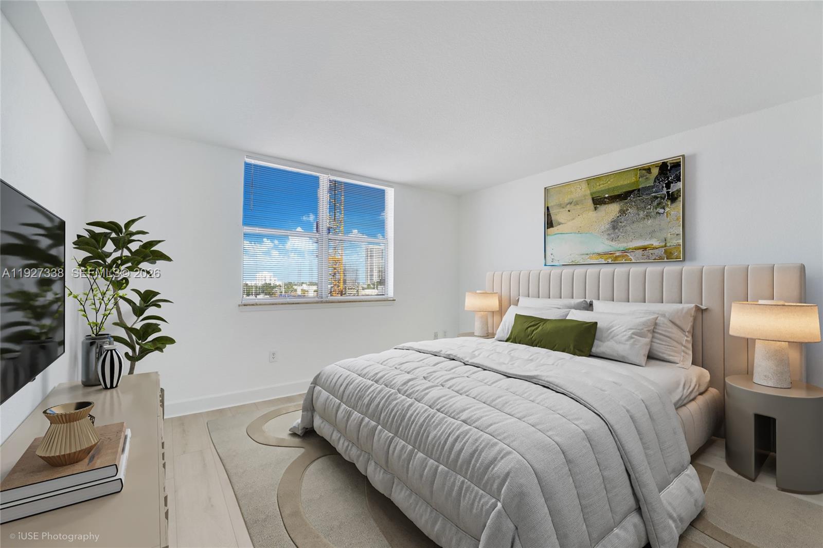 401 69th St #613 Miami Beach, FL 33141